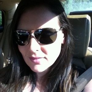 Meet your Posher, Robyn